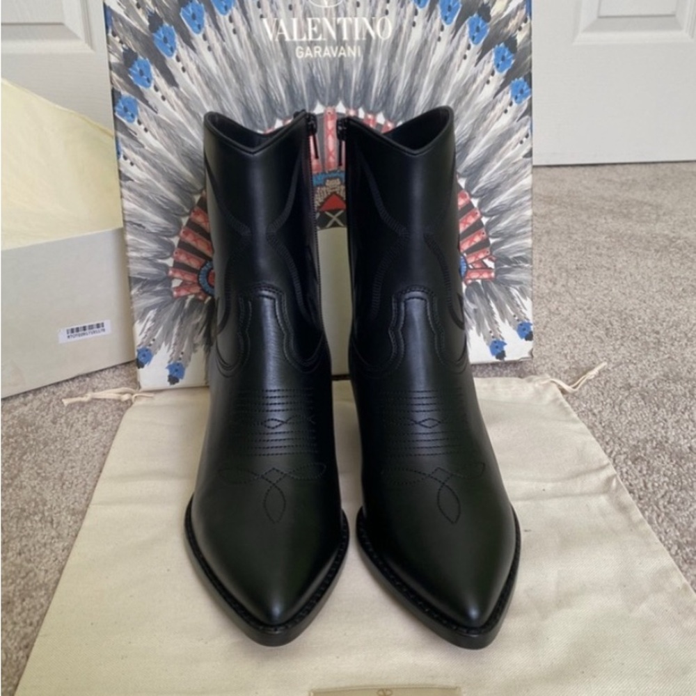 Valentino women’s TIMELESS STYLISH Western/ embroidered Black Leather Boots